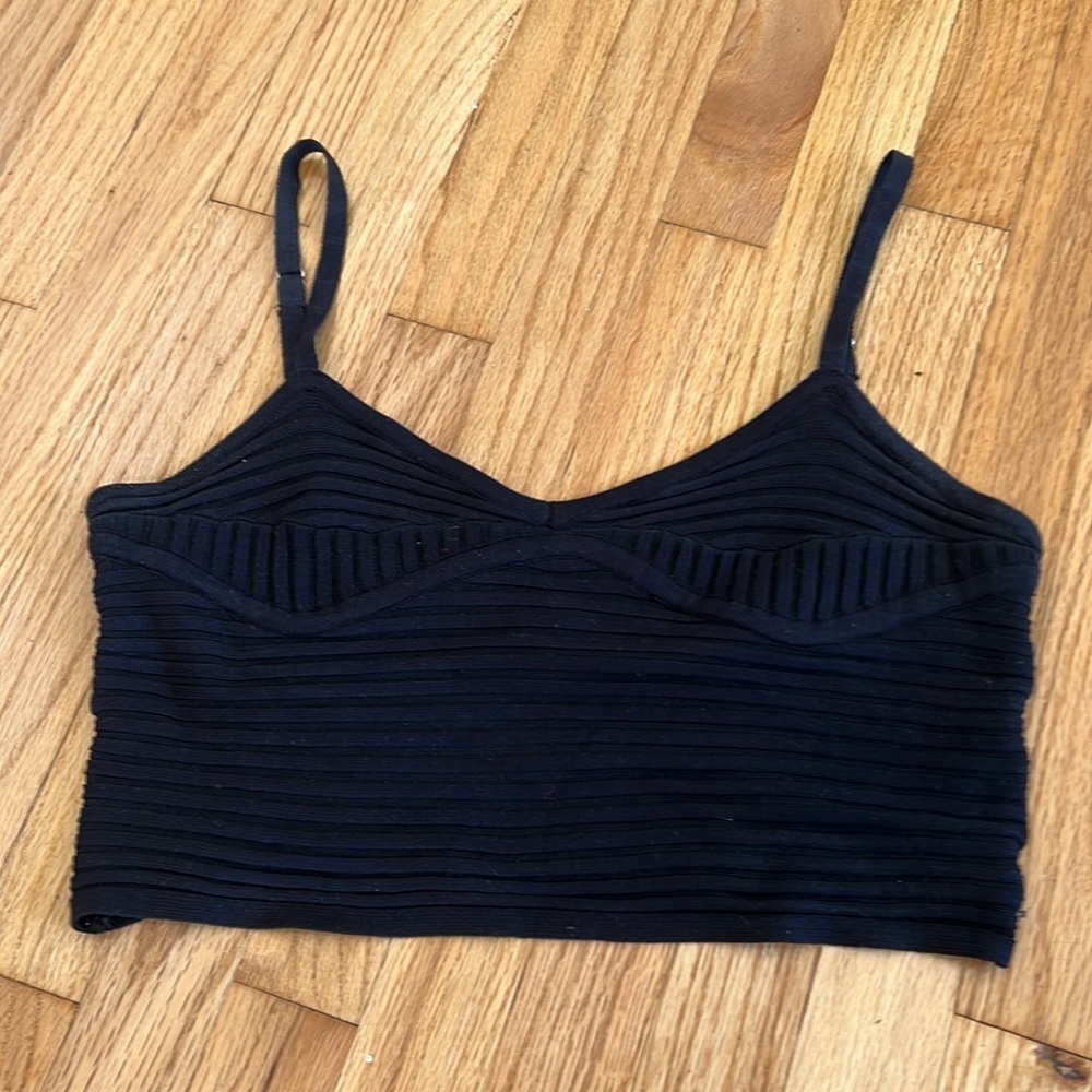 Isabelle’s Cabinet Black Crop Top Sz L